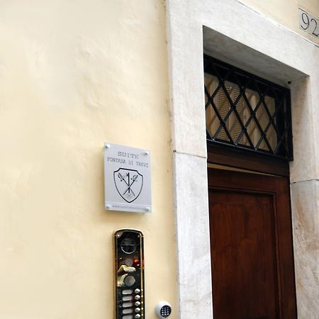 Suite Fontana Di Trevi Rome Exterior photo