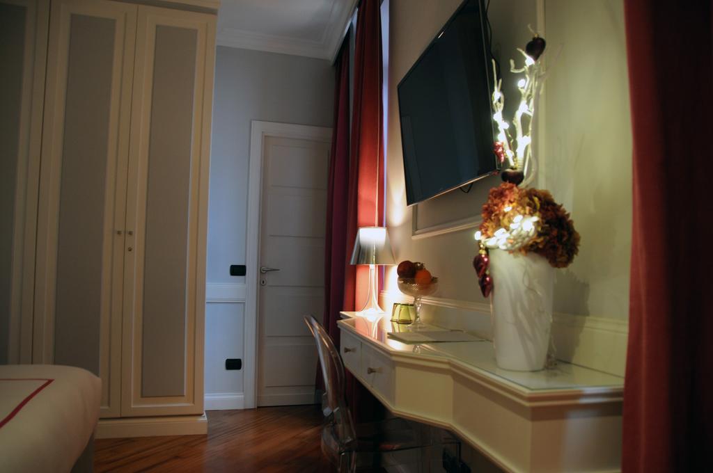 Suite Fontana Di Trevi Rome Room photo